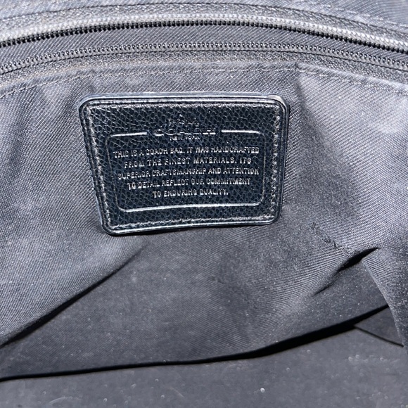 Authentic! Smoke free home! - Picture 6 of 6